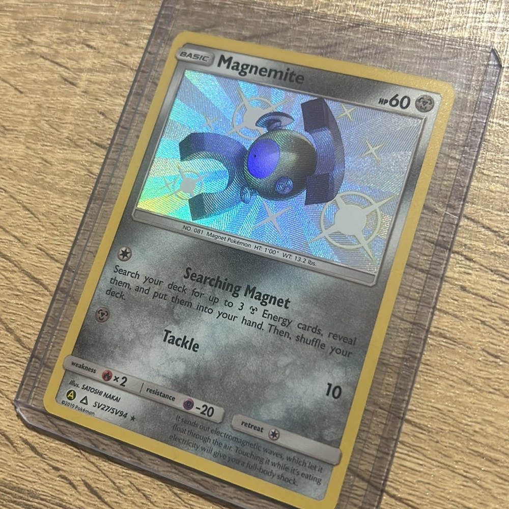 Magnemite - Picture 2 of 2
